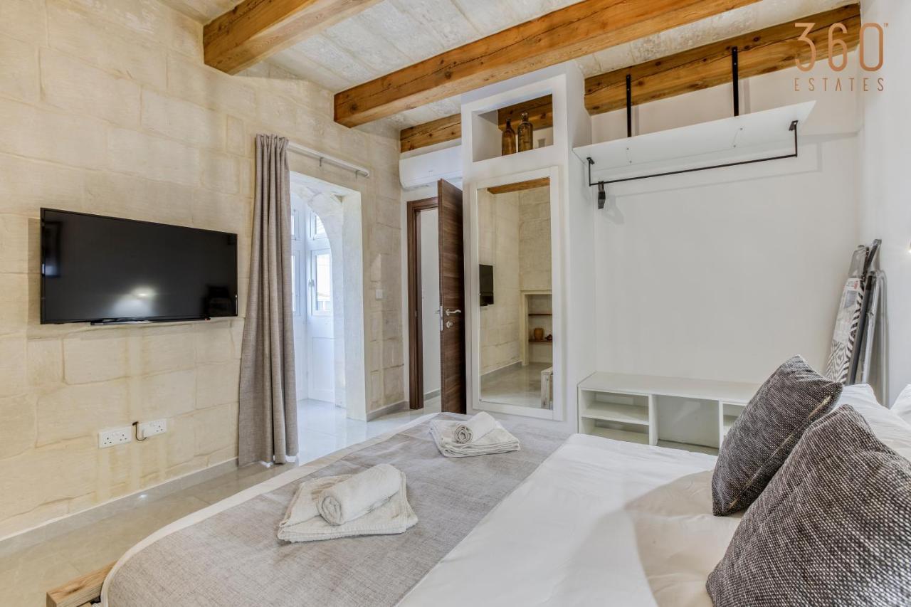 A Lovely 1Br Home With Balcony Just Off The Coast By 360 Estates Сент Джулианс Экстерьер фото